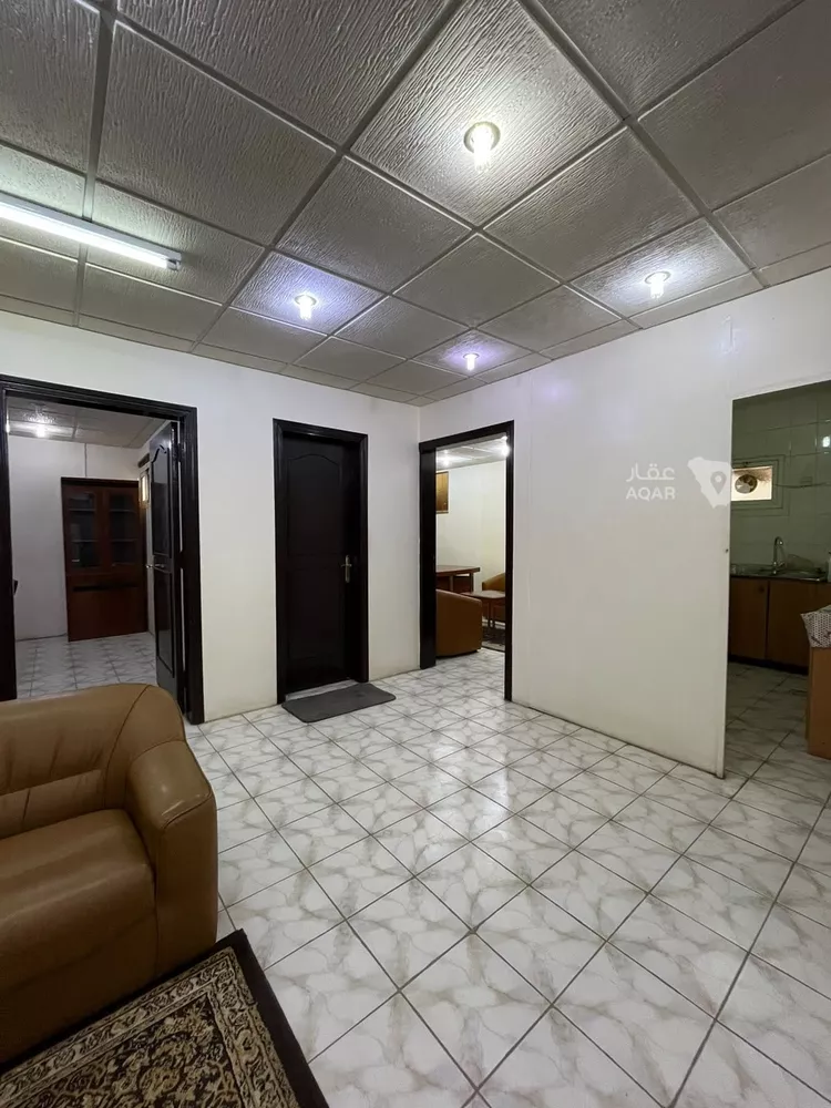 Commercial Office for Rent in Riyadh Al Malaz صورة 4