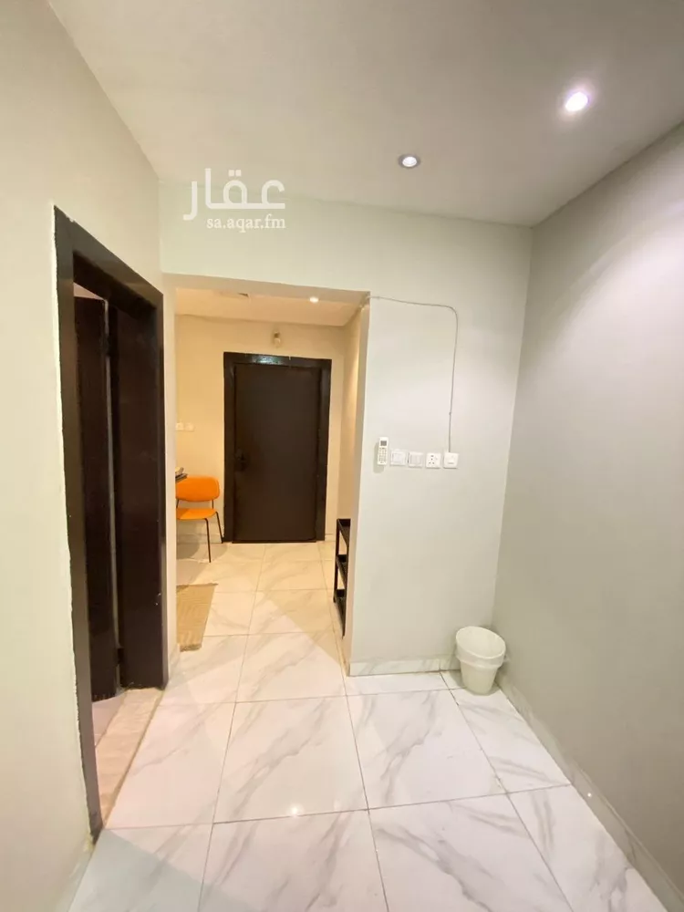 شقة للإيجار في شارع جرير بن عبدالله البجلي, حي مغرزات, مدينة الرياض, منطقة الرياض صورة 5
