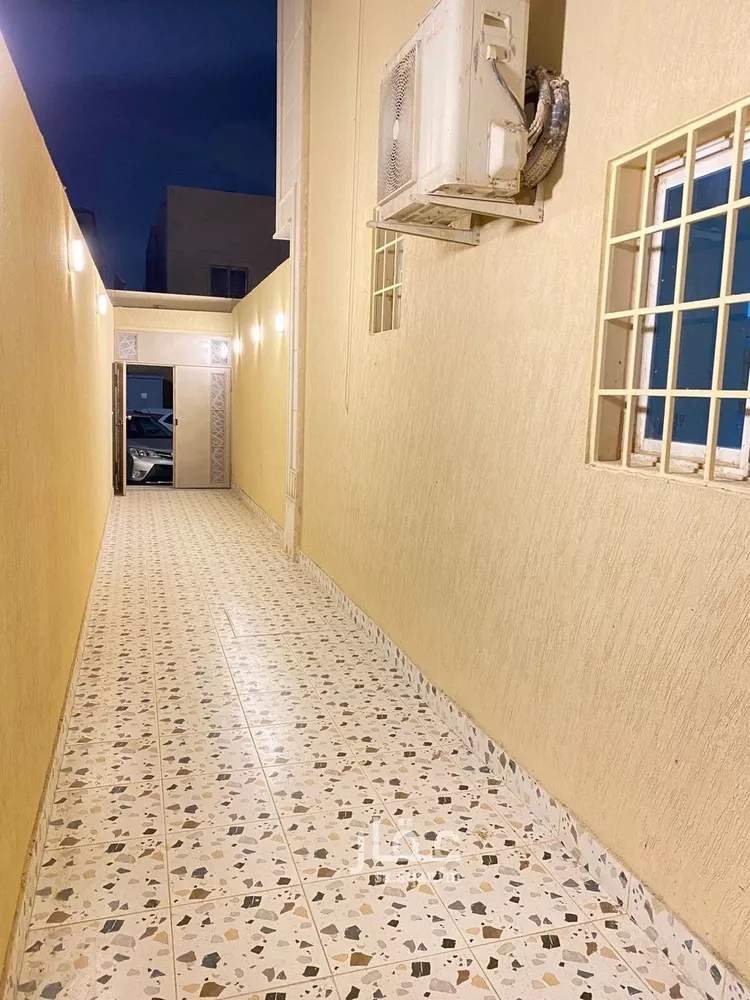 دور للإيجار في شارع الباب, حي التعاون, مدينة الرياض, منطقة الرياض صورة 2
