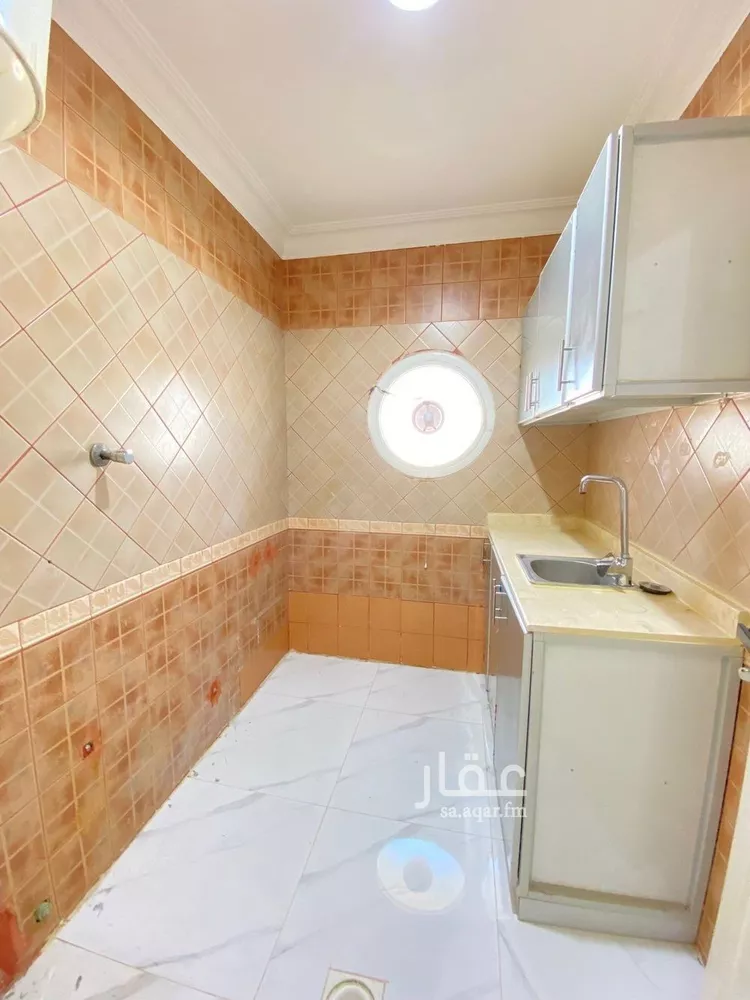 شقة للإيجار في شارع جرير بن عبدالله البجلي, حي مغرزات, مدينة الرياض, منطقة الرياض 12