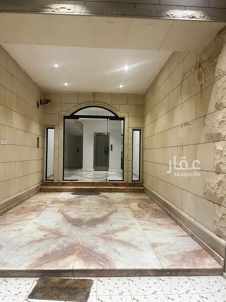 شقة للإيجار في شارع جرير بن عبدالله البجلي, حي مغرزات, مدينة الرياض, منطقة الرياض صورة 3