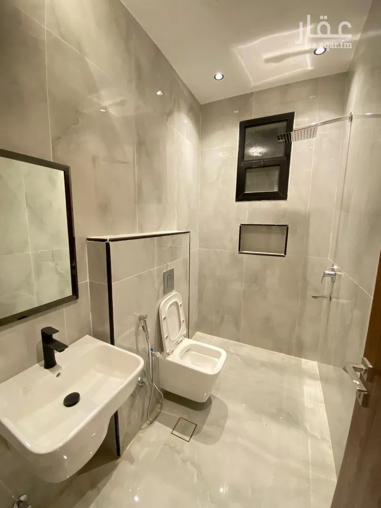 Floor for Sale in Riyadh Dirab 17