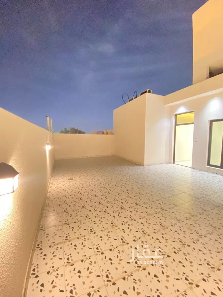 Floor for Rent in Riyadh King Fahd 19