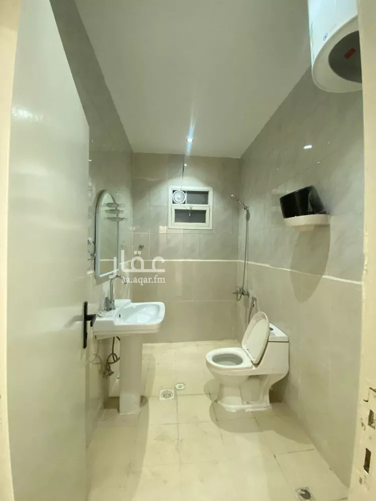 شقة للإيجار في شارع حارثة بن عدي, حي الوزارات, مدينة الرياض, منطقة الرياض صورة 4