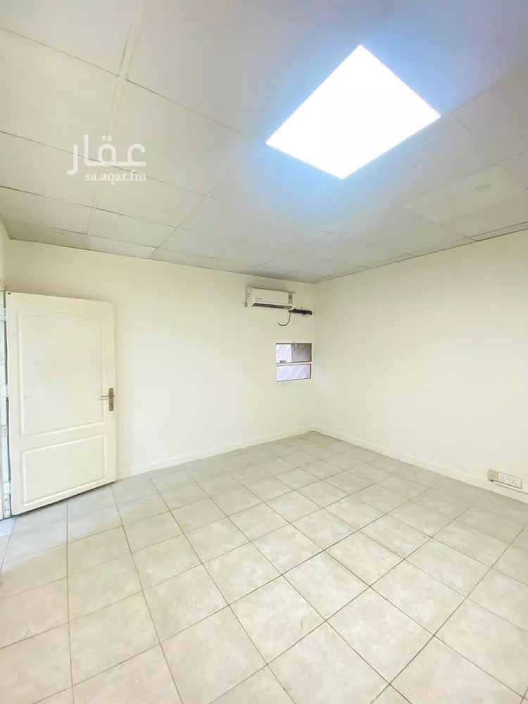 مكتب تجاري للإيجار في شارع الشيخ سلمان بن حمد آل خليفة, حي الملز, مدينة الرياض, منطقة الرياض 6