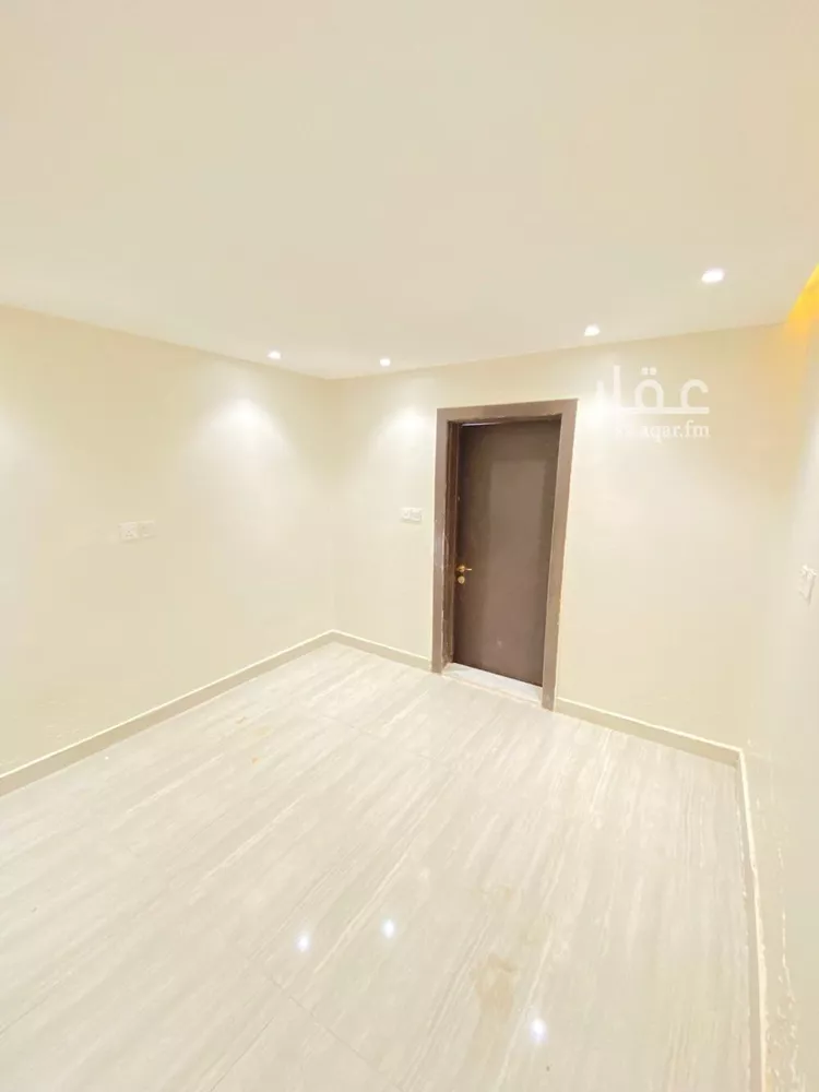 شقة للإيجار في شارع جرير بن عبدالله البجلي, حي مغرزات, مدينة الرياض, منطقة الرياض صورة 3