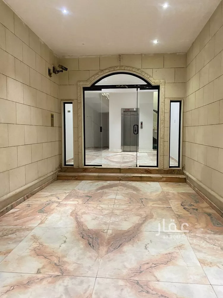 شقة للإيجار في شارع جرير بن عبدالله البجلي, حي مغرزات, مدينة الرياض, منطقة الرياض صورة 2