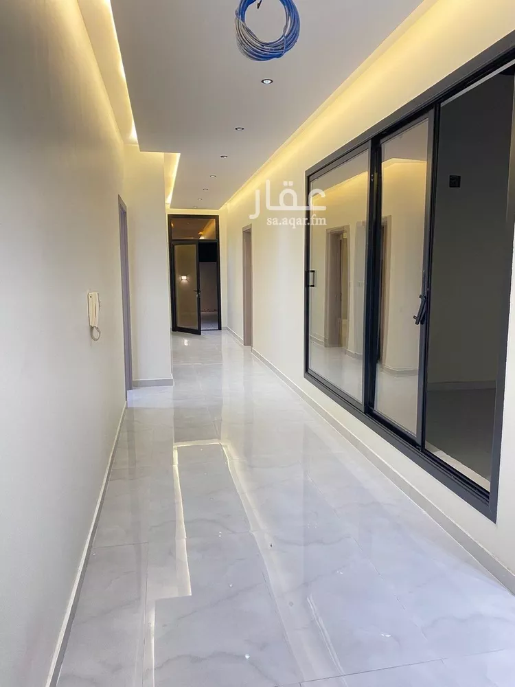 Floor for Rent in Riyadh King Fahd 12