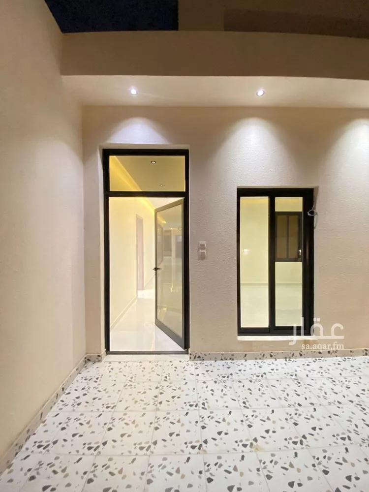 Floor for Rent in Riyadh King Fahd 21