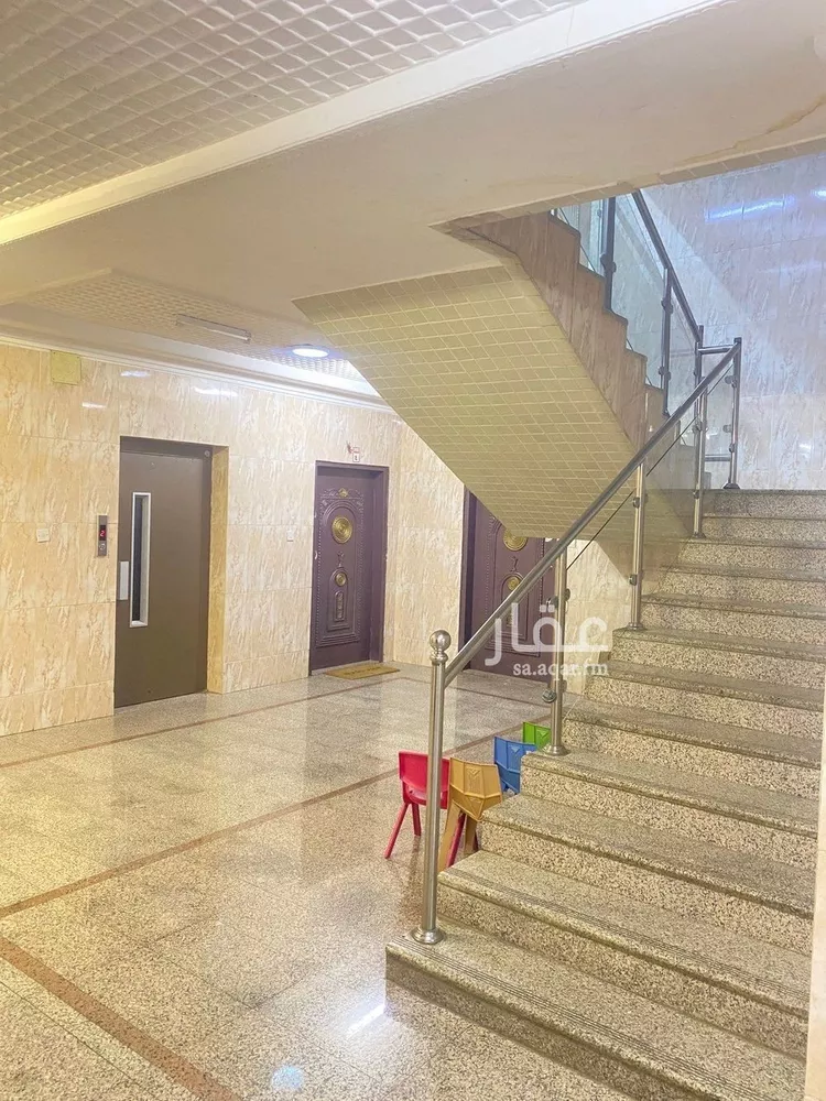 شقة للإيجار في شارع جرير بن عبدالله البجلي, حي مغرزات, مدينة الرياض, منطقة الرياض صورة 3