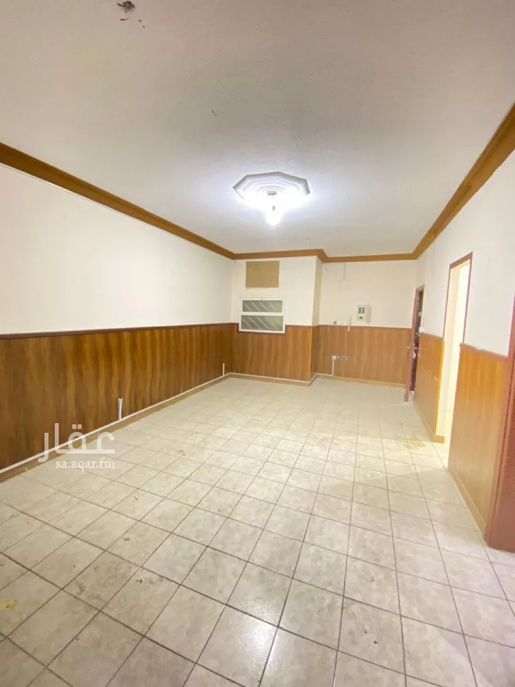 مكتب تجاري للإيجار في شارع الشيخ سلمان بن حمد آل خليفة, حي الملز, مدينة الرياض, منطقة الرياض صورة 2