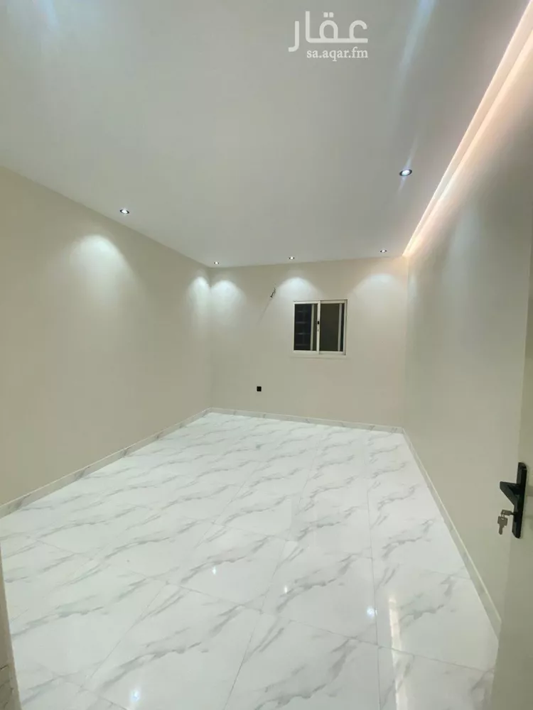 شقة للإيجار في شارع حارثة بن عدي, حي الوزارات, مدينة الرياض, منطقة الرياض صورة 2