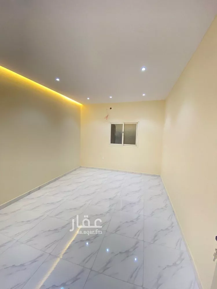 شقة للإيجار في شارع حارثه بن عدي, حي الوزارات, مدينة الرياض, منطقة الرياض صورة 4