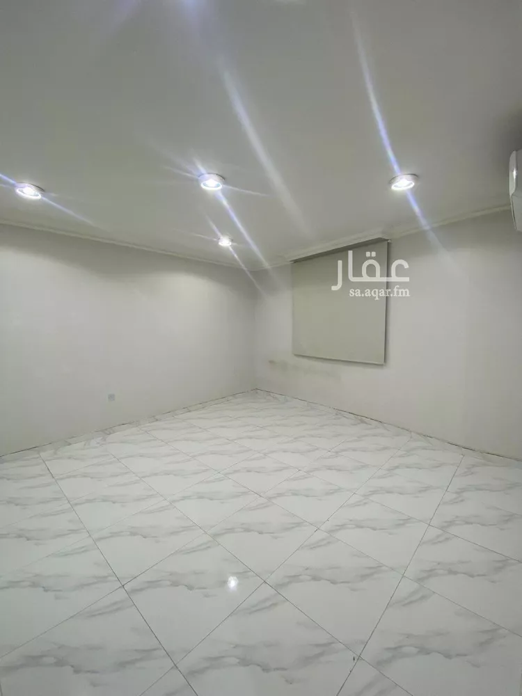 شقة للإيجار في شارع جرير بن عبدالله البجلي, حي مغرزات, مدينة الرياض, منطقة الرياض