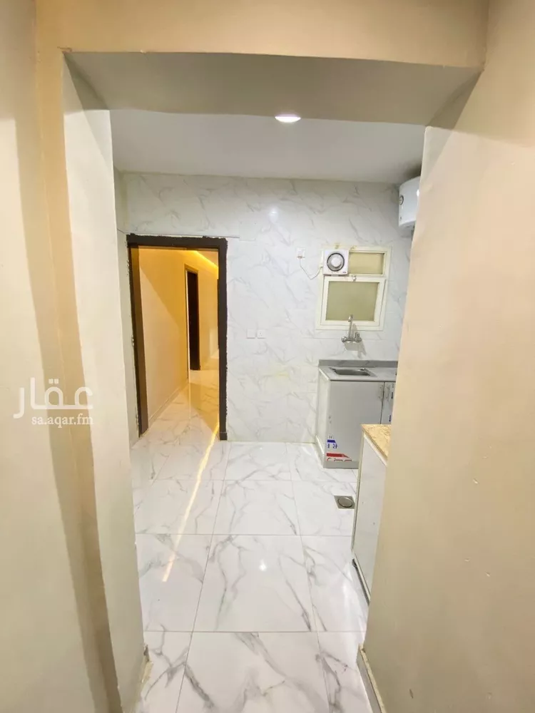 شقة للإيجار في شارع زيد البغدادي, حي الوزارات, مدينة الرياض, منطقة الرياض صورة 2