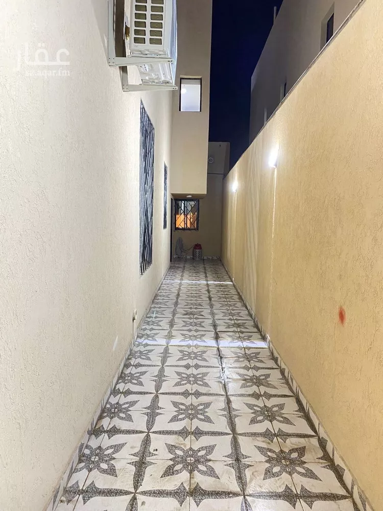 شقة للإيجار في شارع عبدالله السديس, حي بدر, مدينة الرياض, منطقة الرياض صورة 2