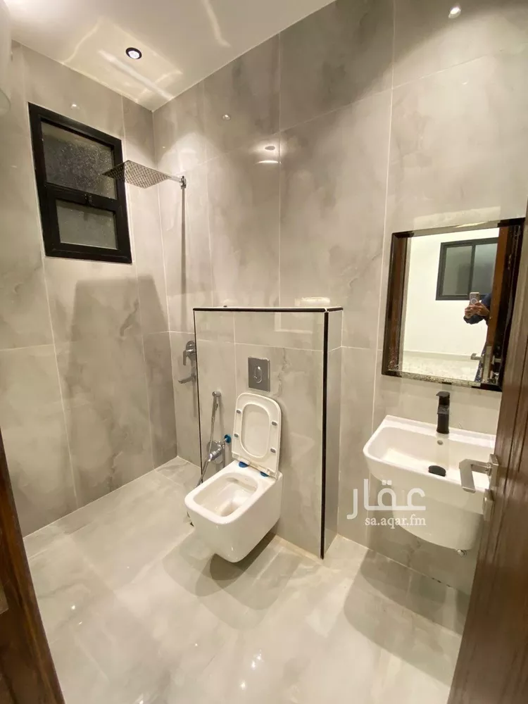Floor for Sale in Riyadh Dirab 11
