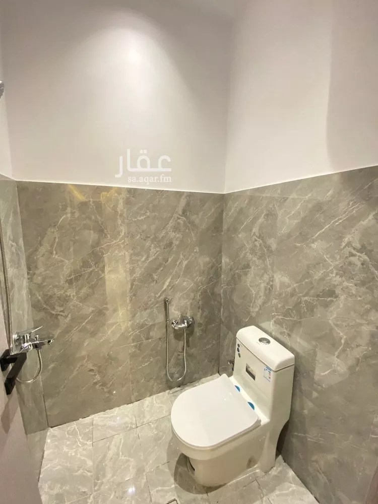 Floor for Rent in Riyadh King Fahd 16