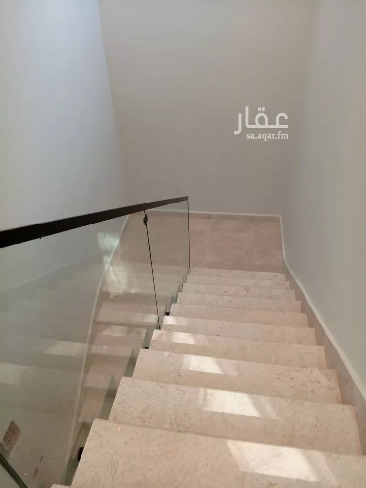 Floor for Sale in Riyadh Al Munsiyah صورة 3