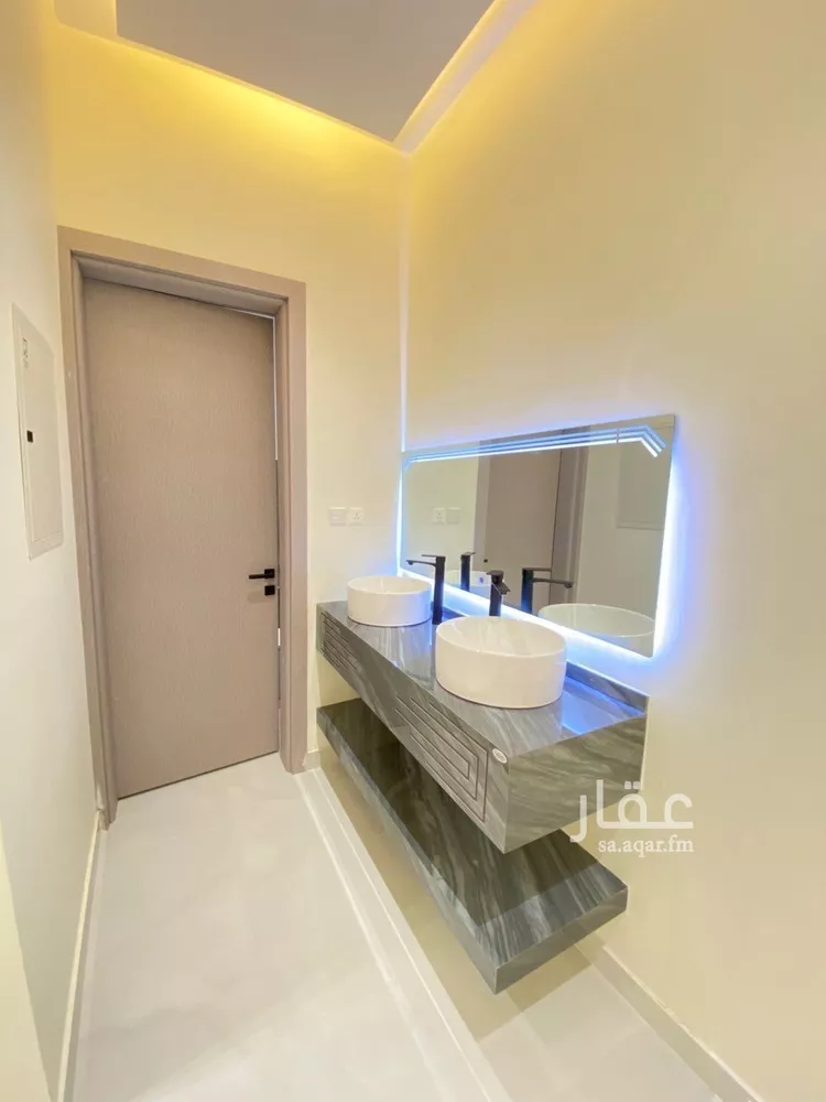 Floor for Rent in Riyadh King Fahd 6