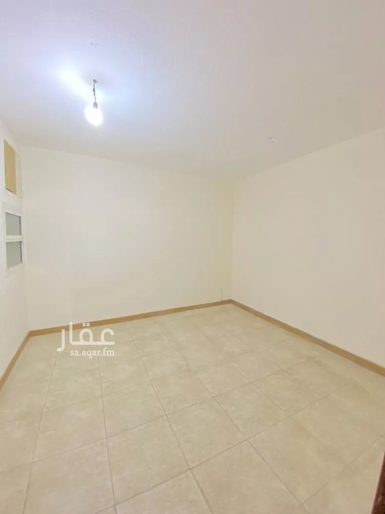 مكتب تجاري للإيجار في شارع الشيخ سلمان بن حمد آل خليفة, حي الملز, مدينة الرياض, منطقة الرياض صورة 5