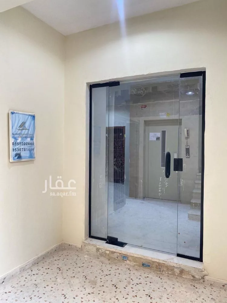 شقة للإيجار في شارع زيد البغدادي, حي الوزارات, مدينة الرياض, منطقة الرياض صورة 2