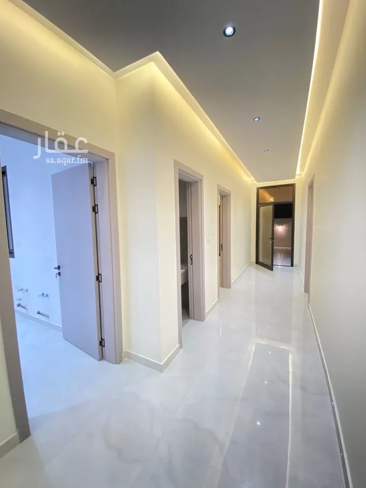 Floor for Rent in Riyadh King Fahd 8