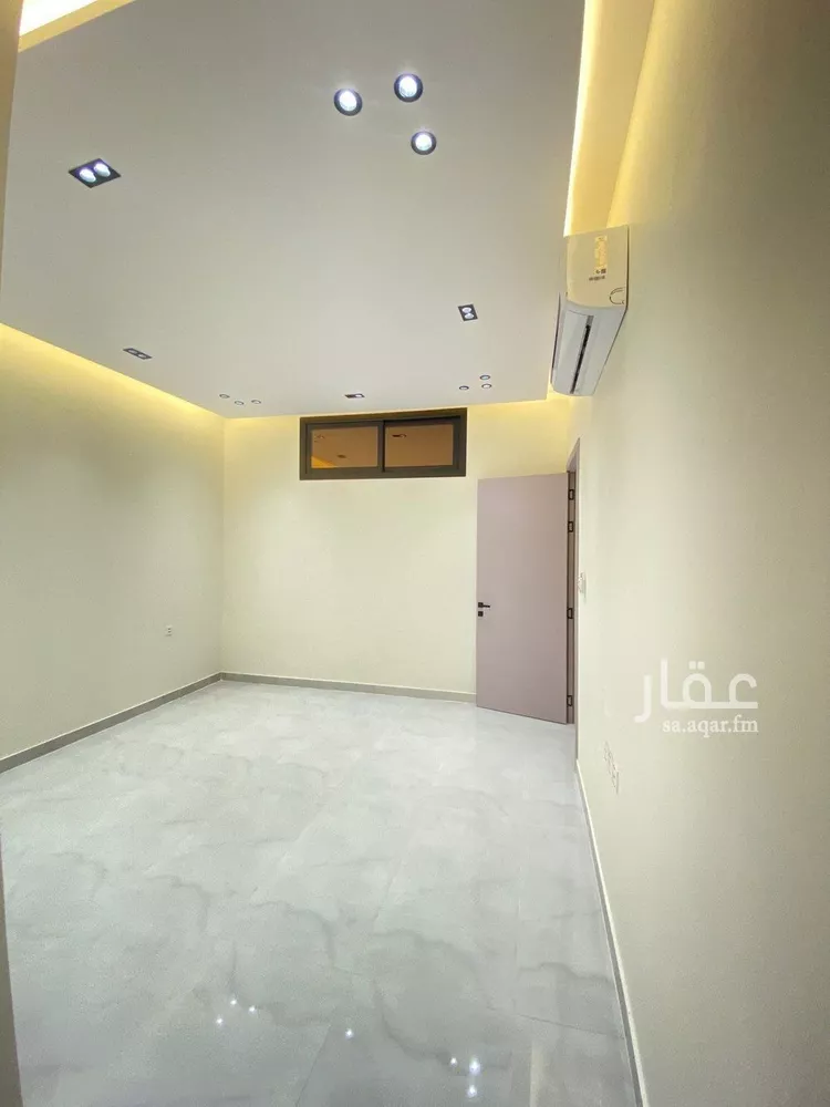 Floor for Rent in Riyadh King Fahd 9