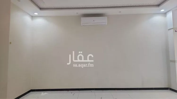 فيلا للإيجار في شارع إبراهيم بن المحب الطبري, حي بدر, مدينة الرياض, منطقة الرياض صورة 3