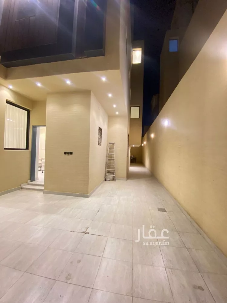 فيلا للإيجار في شارع أصفان, حي العريجاء الأوسط, مدينة الرياض, منطقة الرياض صورة 2