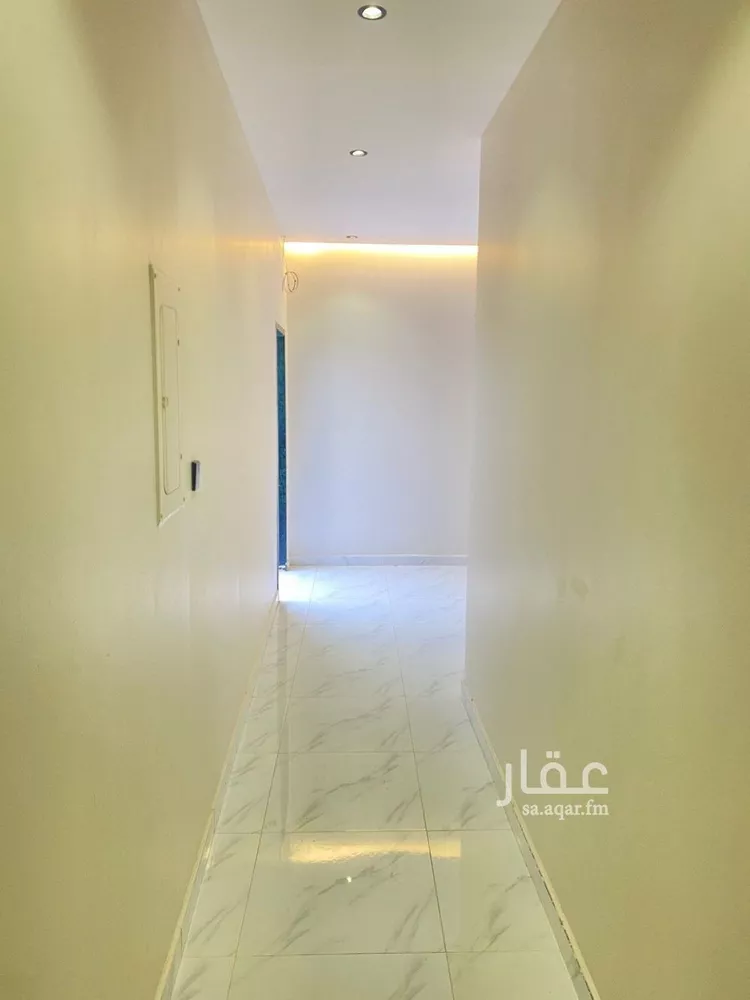 شقة للإيجار في شارع حارثة بن عدي, حي الوزارات, مدينة الرياض, منطقة الرياض صورة 3