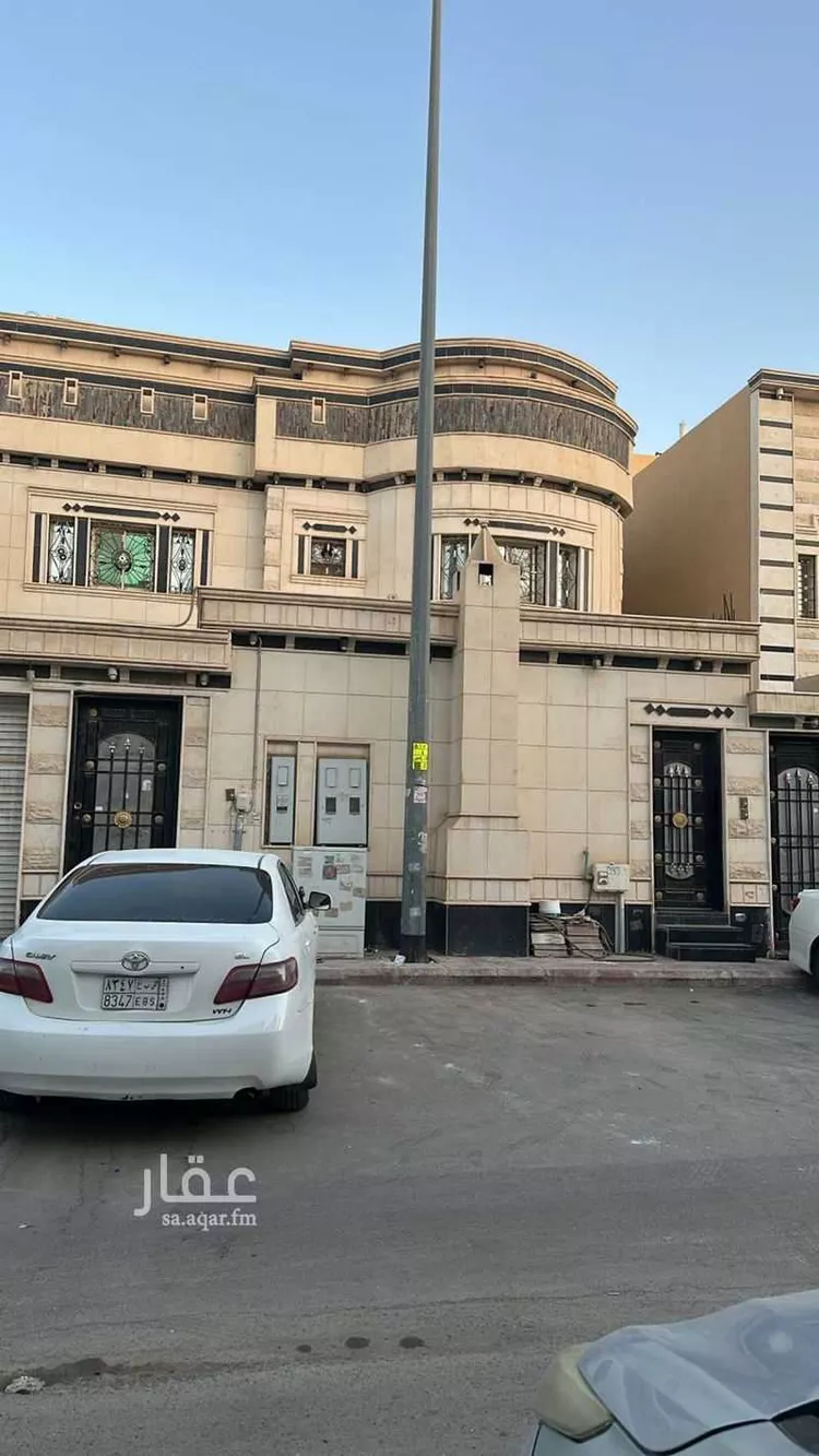 فيلا للإيجار في شارع ابن الكوفي, حي الرمال, مدينة الرياض, منطقة الرياض