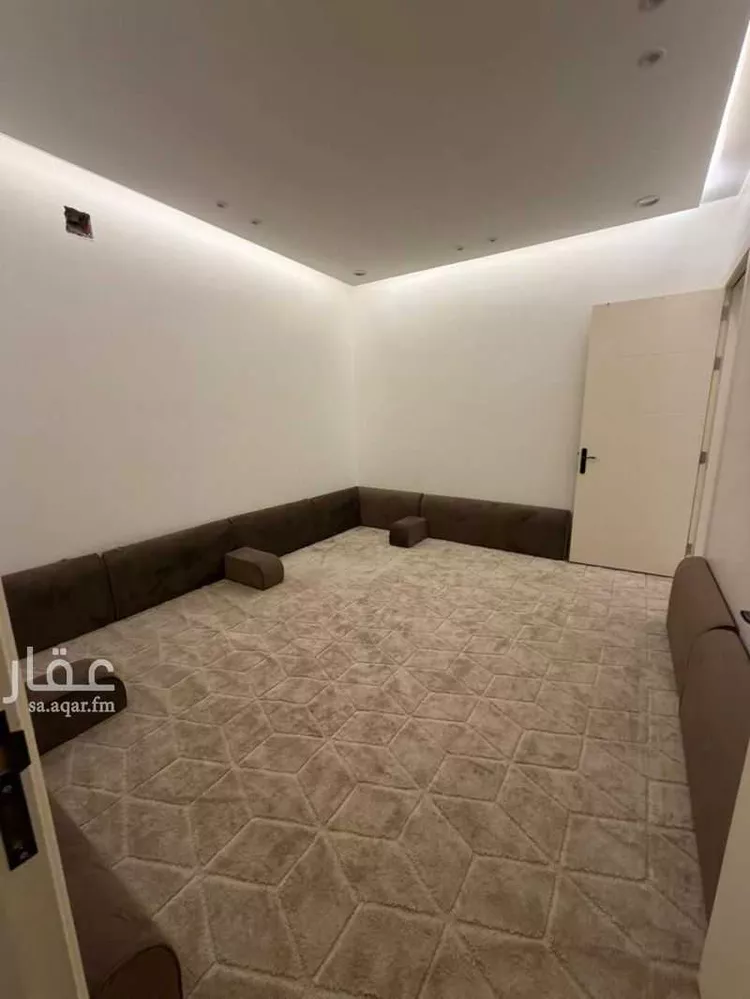 دور للإيجار في شارع عمر بن جميع, حي العزيزية, مدينة الرياض, منطقة الرياض صورة 2