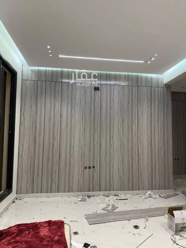 Floor for Sale in Riyadh Al Janadriyah 7
