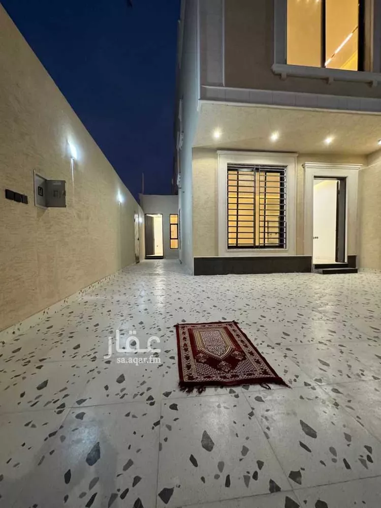 دور للبيع في شارع رفحاء, حي طيبة, مدينة الرياض, منطقة الرياض صورة 3