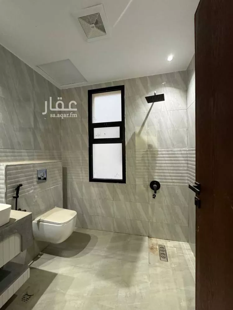 فيلا للبيع في شارع شارع ٤٠, حي بدر, مدينة الرياض, منطقة الرياض 18