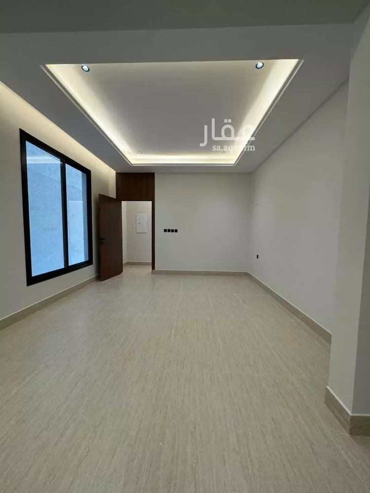 Floor for Sale in Riyadh Dirab 17