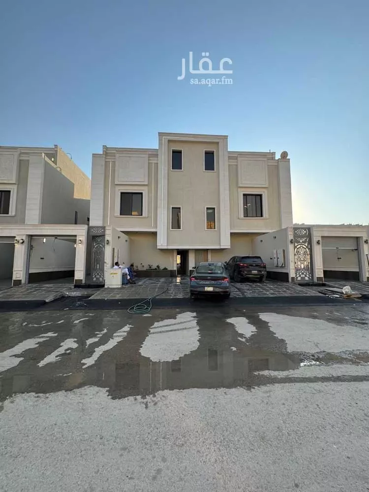 دور للبيع في شارع احمد الطيبي, حي بدر, مدينة الرياض, منطقة الرياض