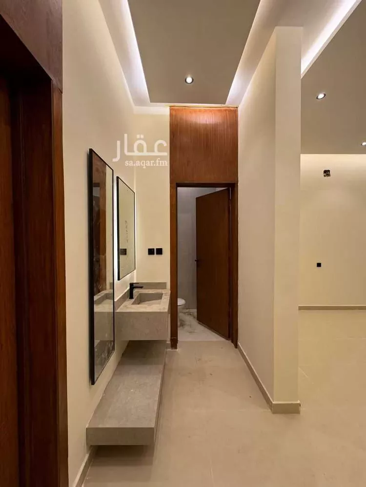دور للبيع في شارع احمد الطيبي, حي بدر, مدينة الرياض, منطقة الرياض صورة 5