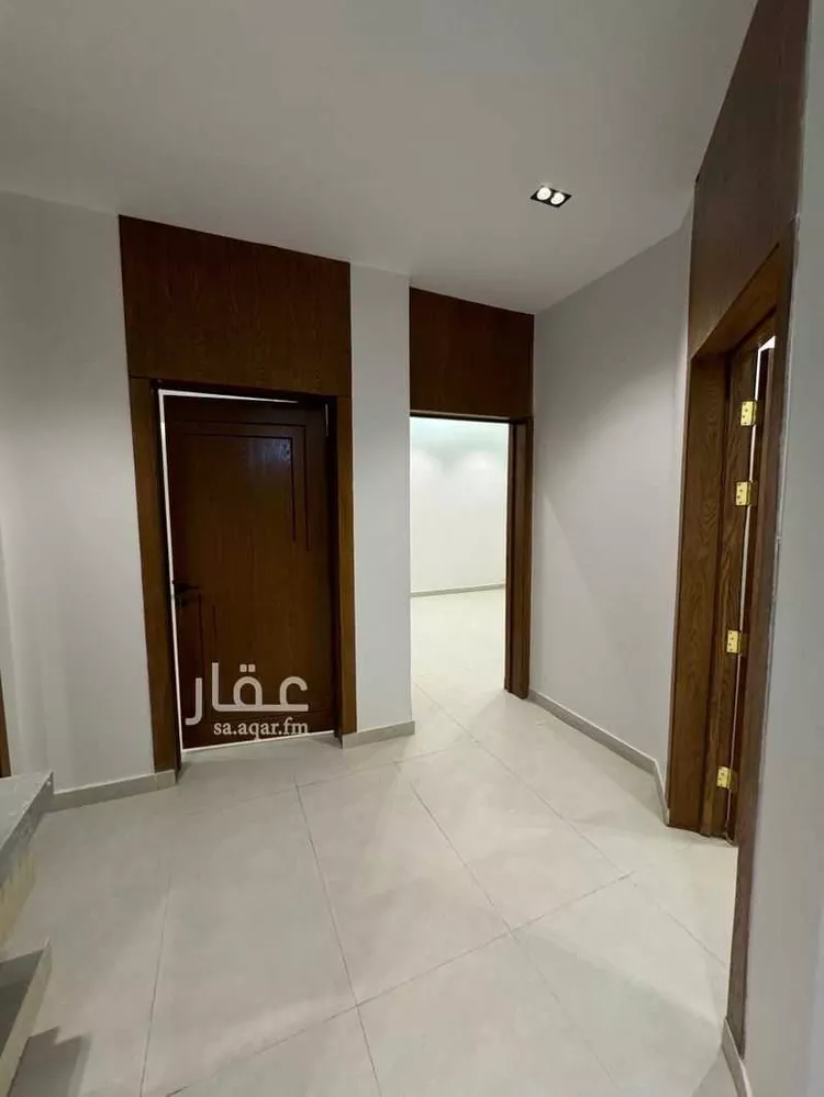 دور للبيع في شارع أبي القاسم بن مكي, حي طيبة, مدينة الرياض, منطقة الرياض صورة 3