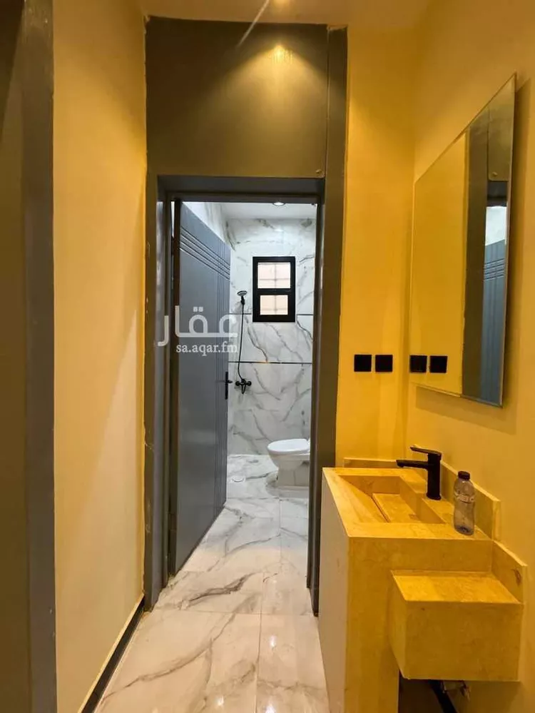 دور للبيع في حي بدر, مدينة الرياض, منطقة الرياض 14
