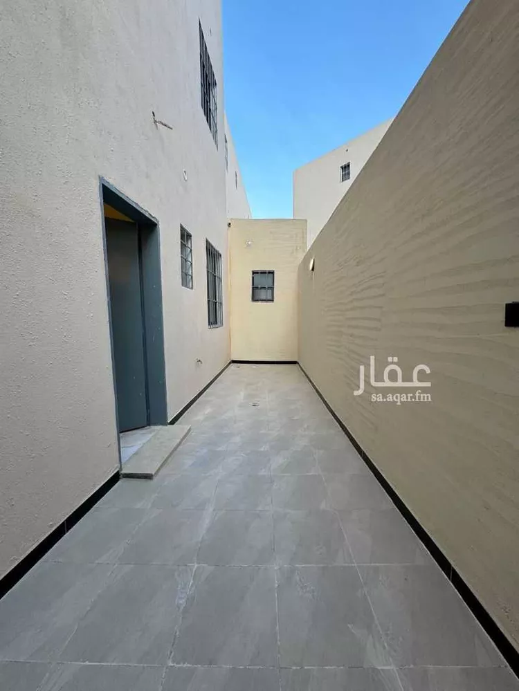 دور للبيع في حي بدر, مدينة الرياض, منطقة الرياض 15