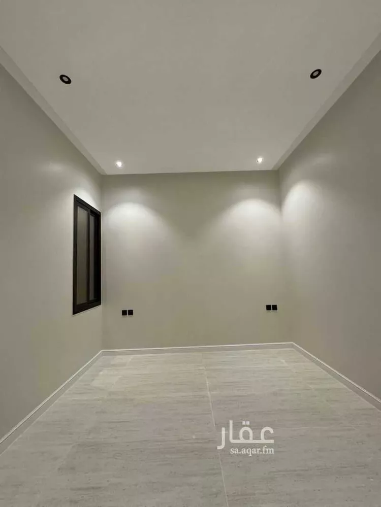 Floor for Sale in Riyadh Dirab 9