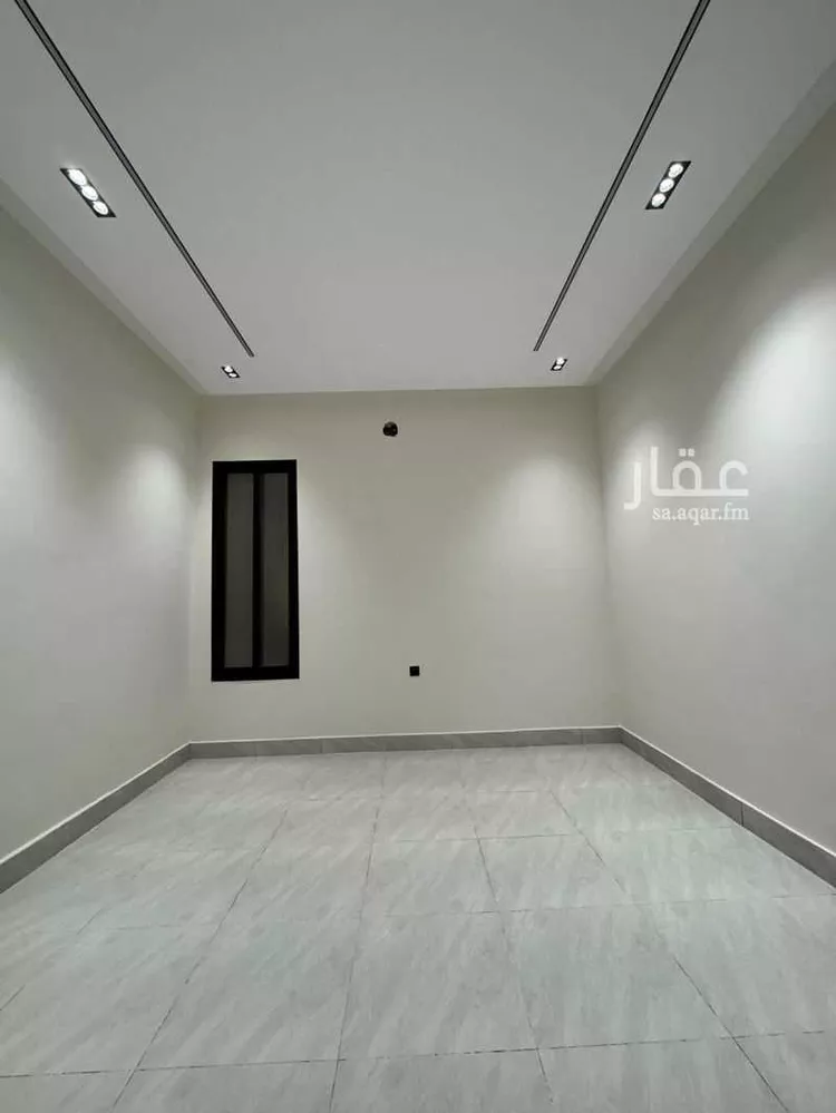 Floor for Sale in Riyadh Badr 13