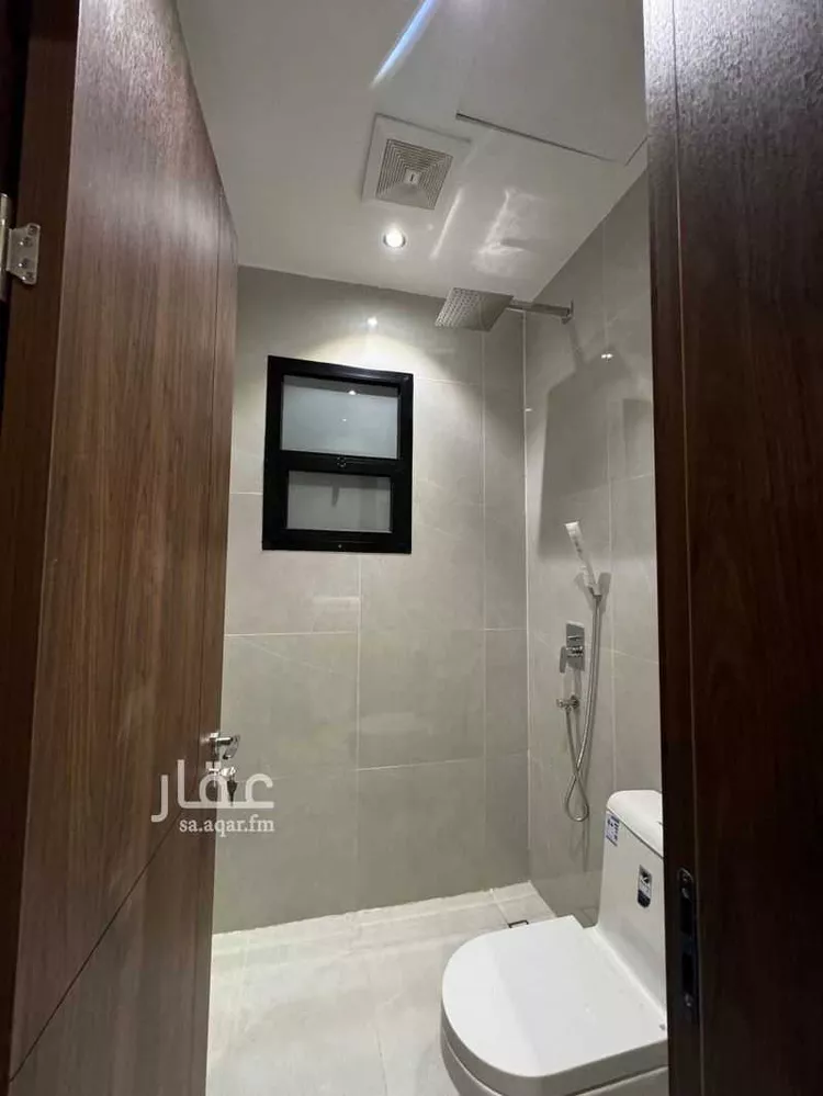 Floor for Sale in Riyadh Dirab 11