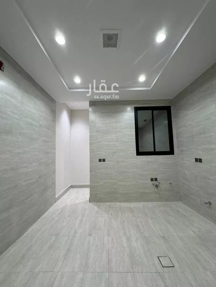 Floor for Sale in Riyadh Dirab 7