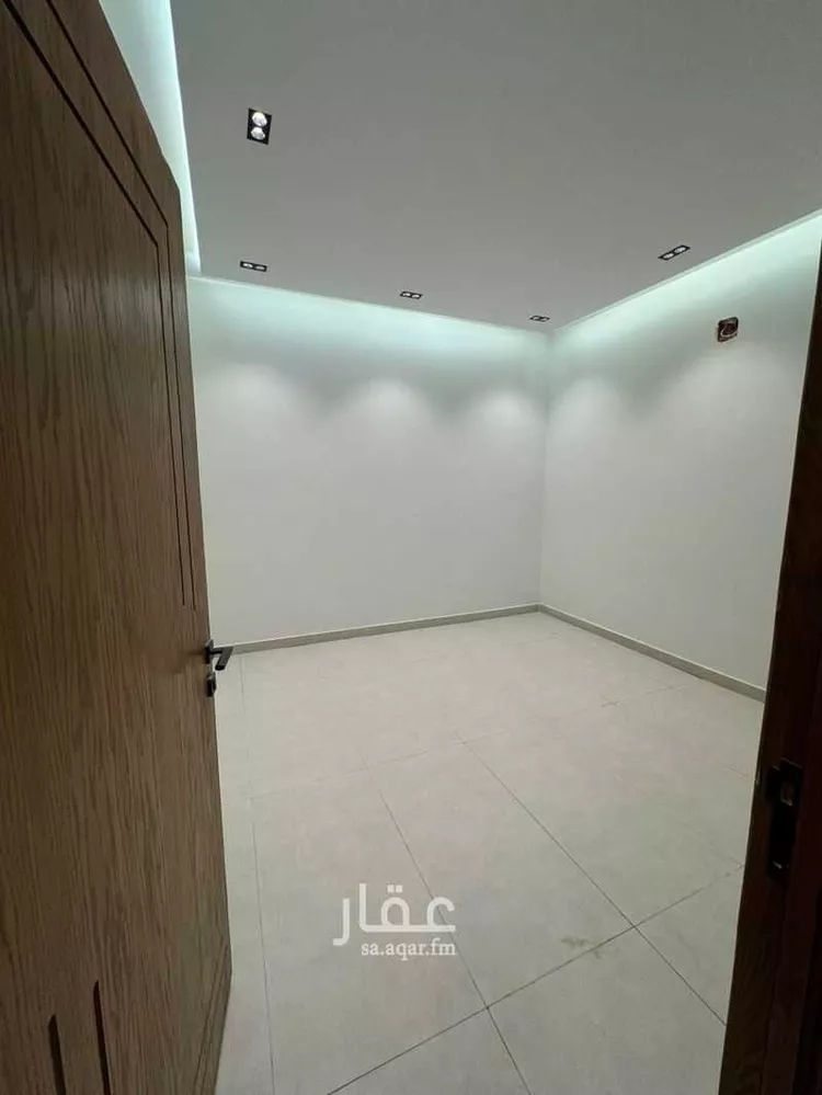دور للبيع في شارع أبي القاسم بن مكي, حي طيبة, مدينة الرياض, منطقة الرياض 14