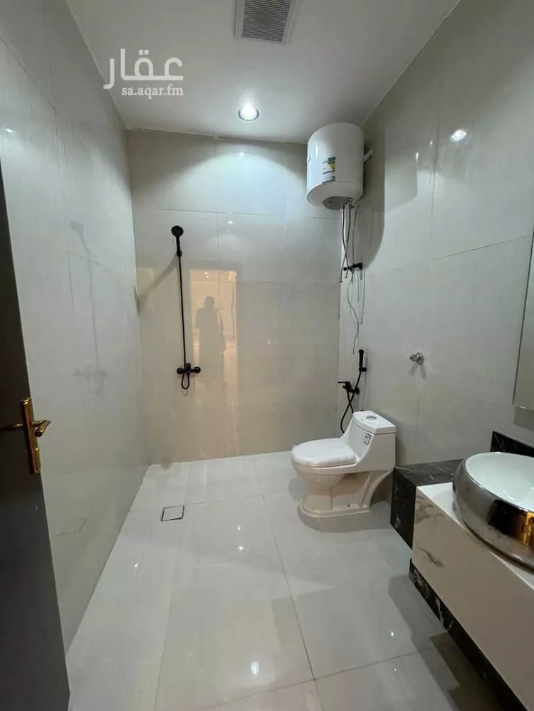 Floor for Sale in Riyadh Taiba 10