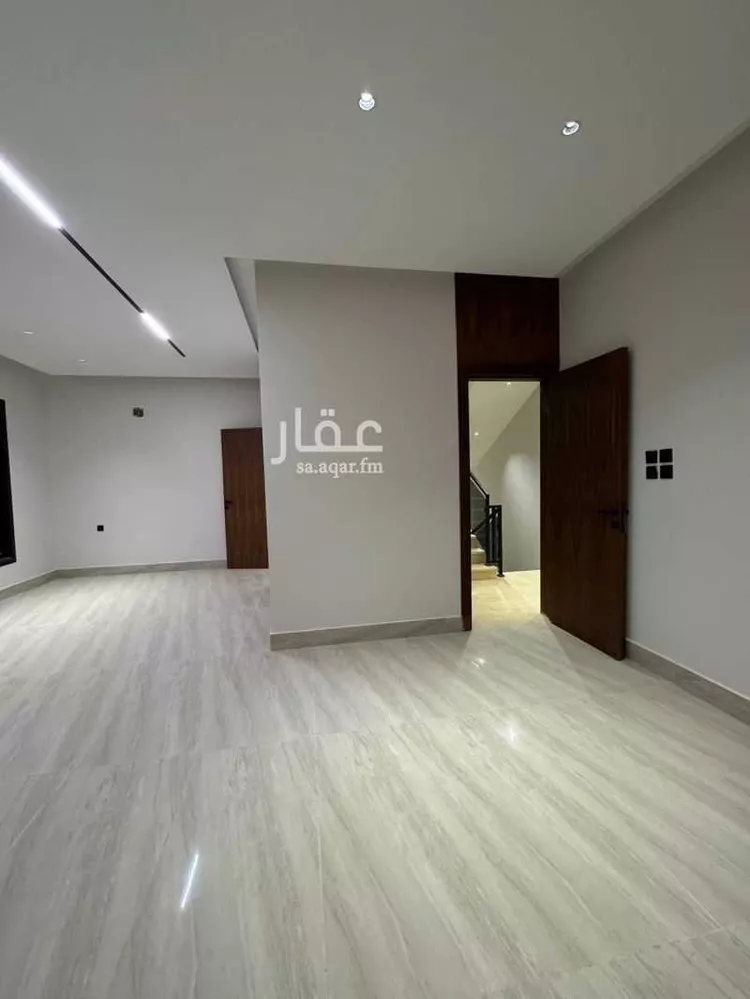 دور للبيع في شارع الحريق, حي ديراب, مدينة الرياض, منطقة الرياض 14