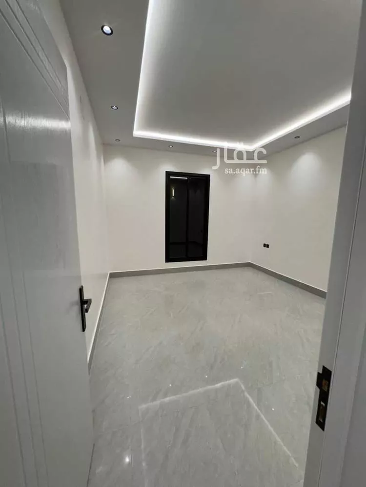 Floor for Sale in Riyadh Badr 18